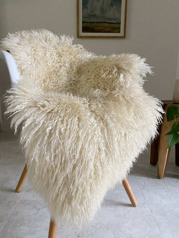 white gotland sheepskin 