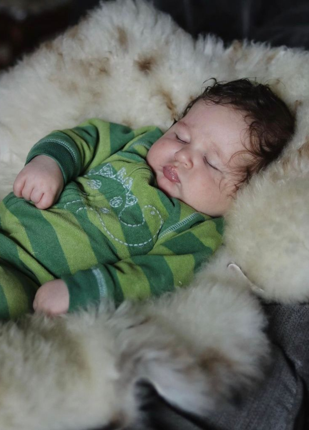 Baby Nursery Essential: Sheepskin, a must-have for every parent