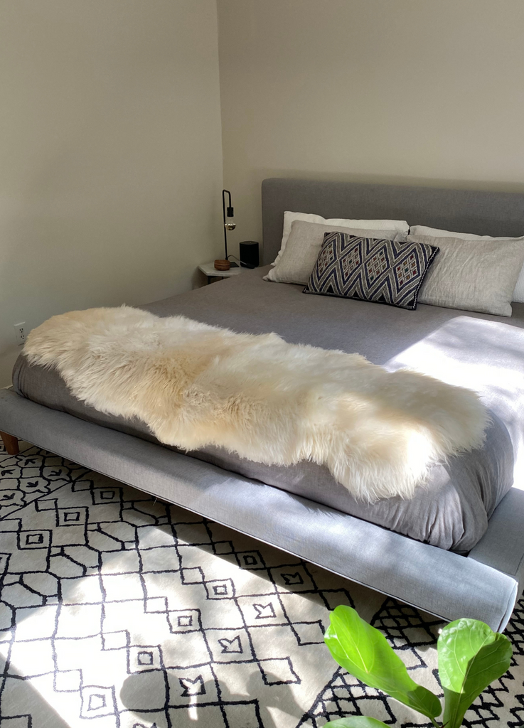 6 REASONS TO INVEST IN OUR DOUBLE SHEEPSKIN RUG