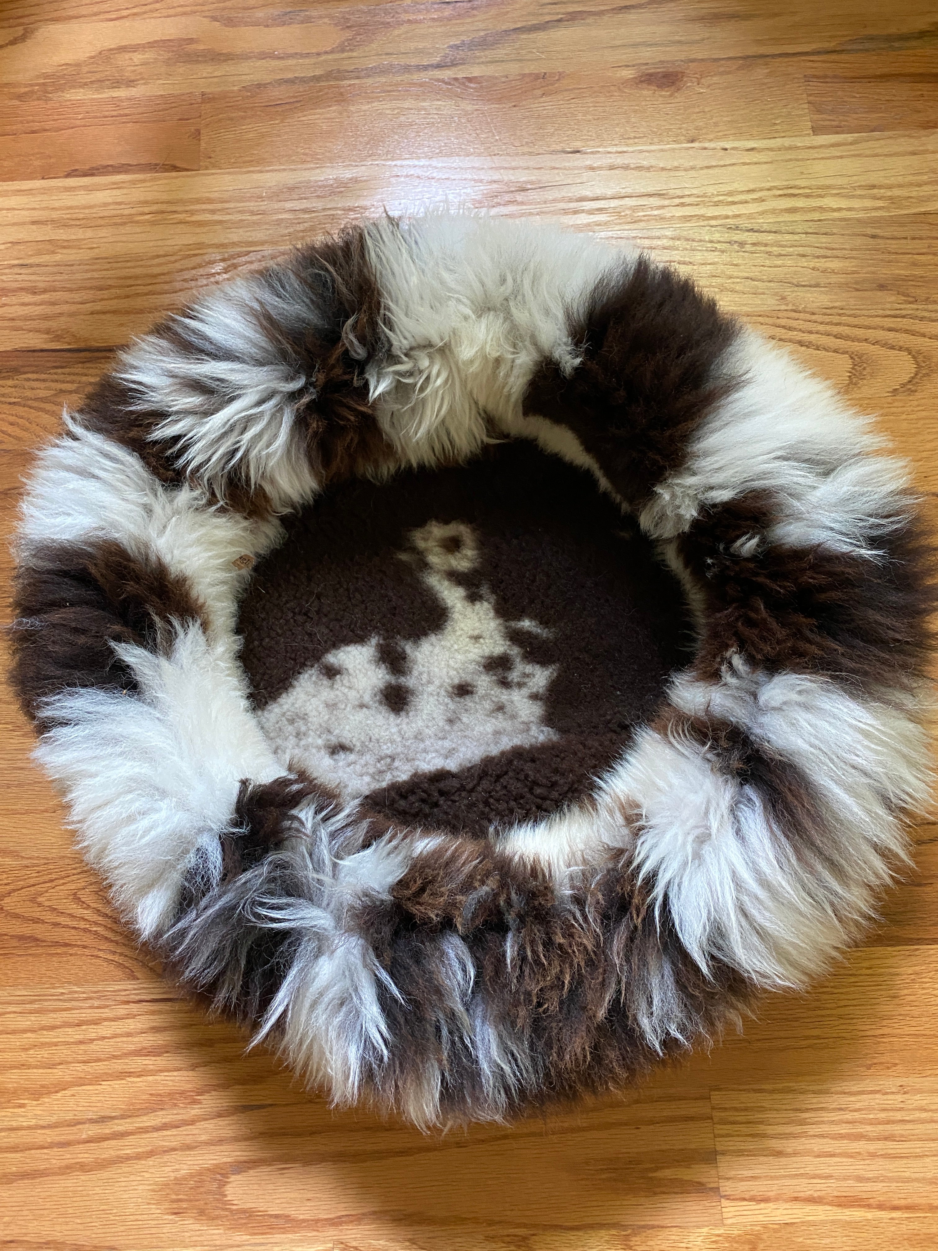 Medium Exclusive Animal Snug