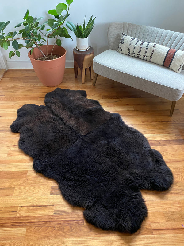 Natural Sheepskin Area Rug and Blanket– East Perry
