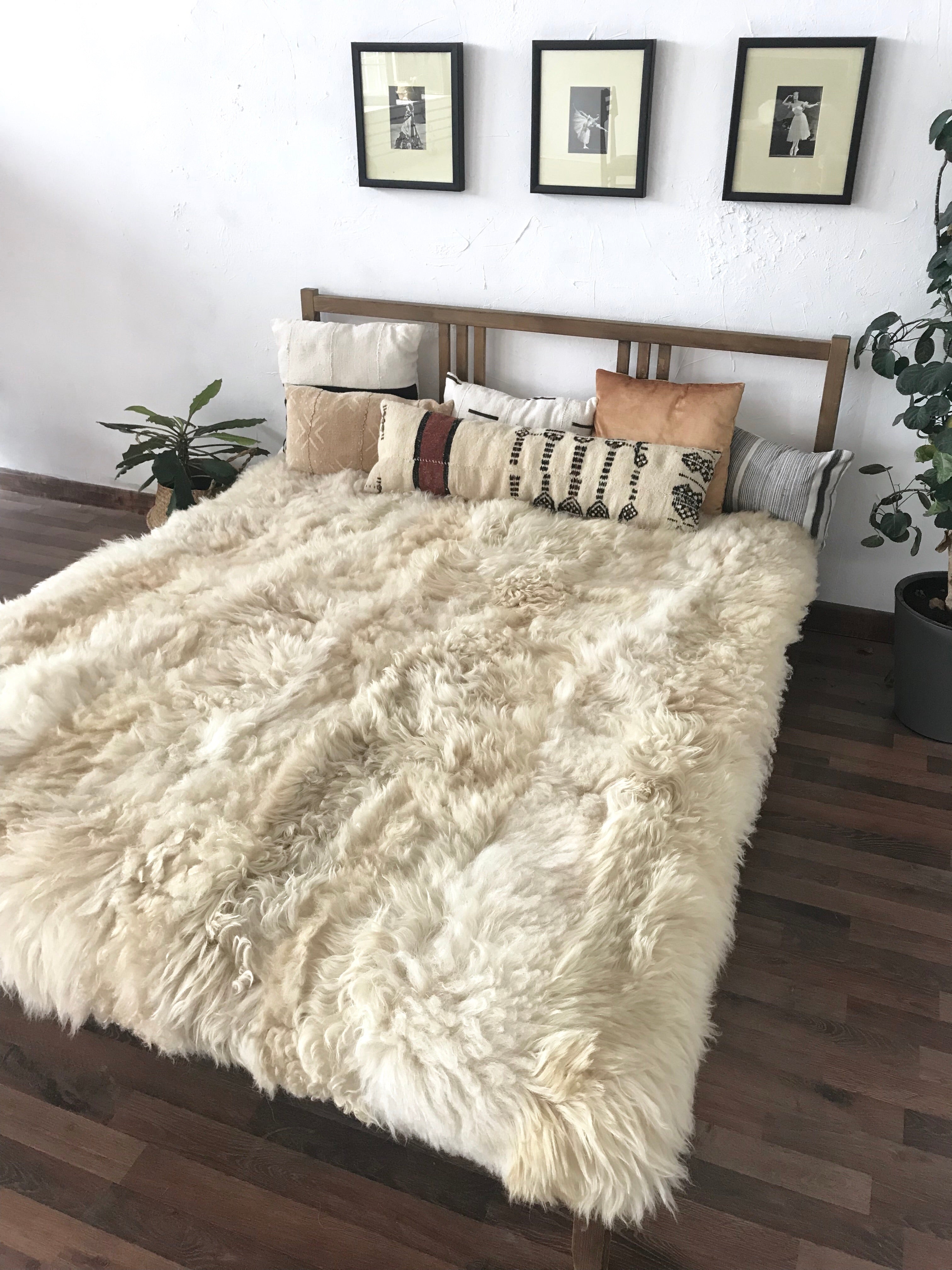 Organic Sheepskin Blanket 