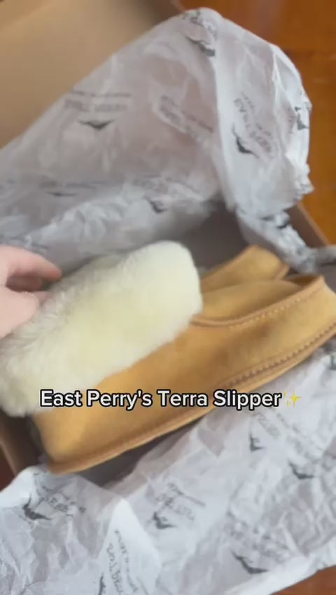 Terra Slipper in Tan (Size 6 + 7 woman only)