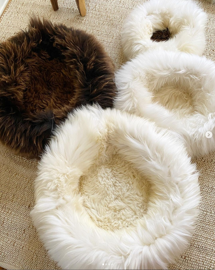LARGE Plush Ivory Sheepskin Pet Bed