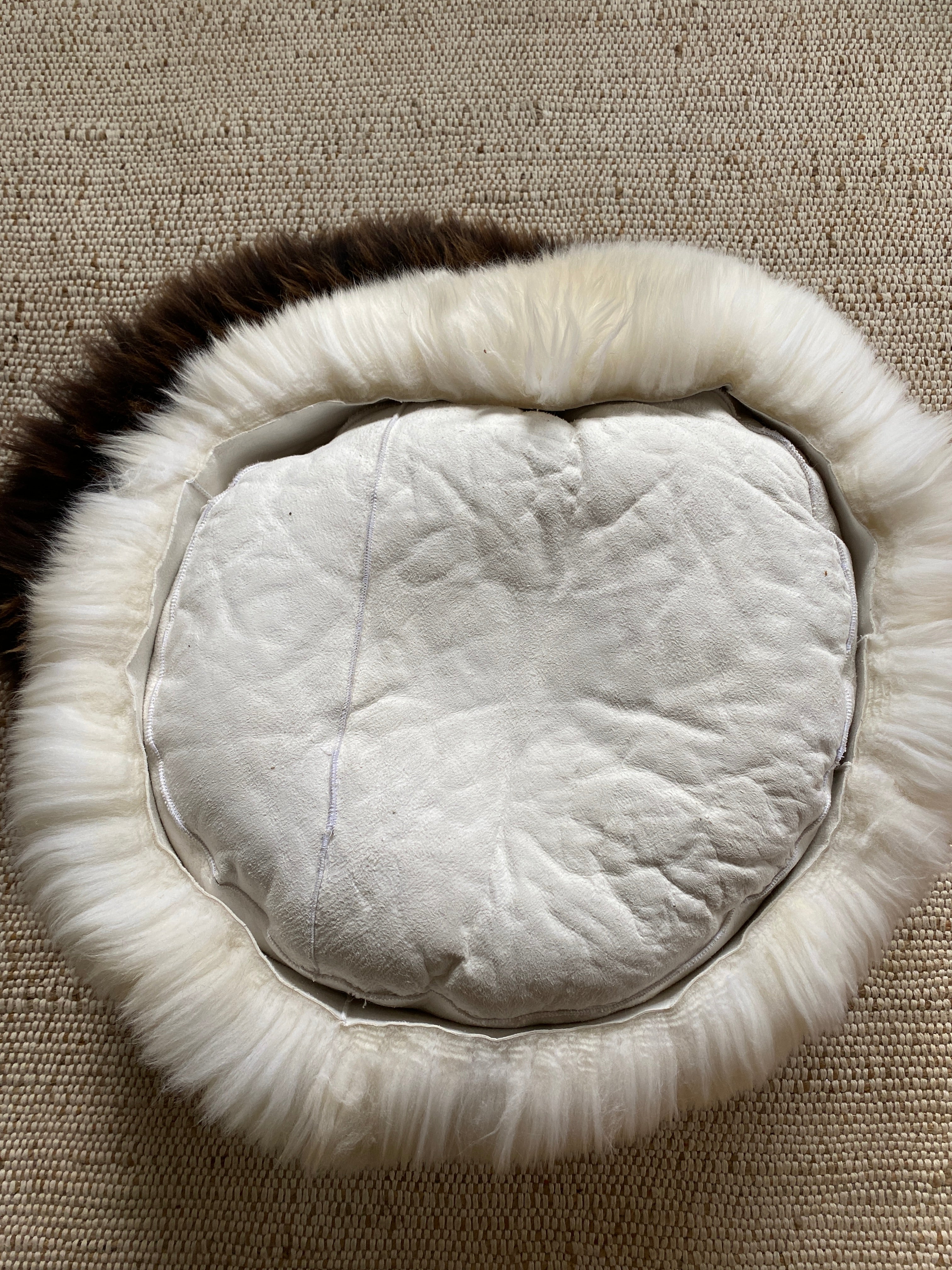 LARGE Plush Ivory Sheepskin Pet Bed