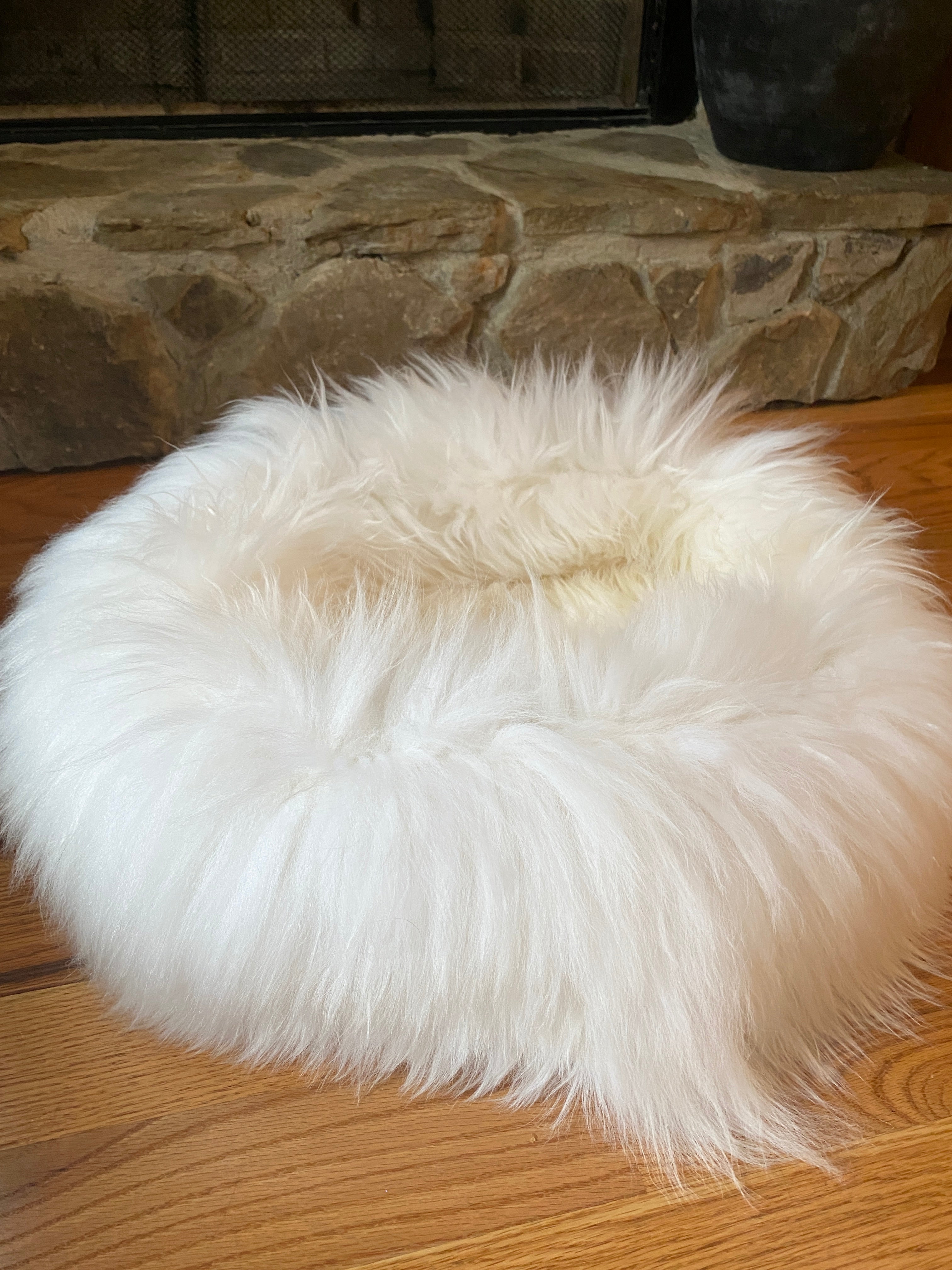 SMALL Ivory Sheepskin Pet Bed
