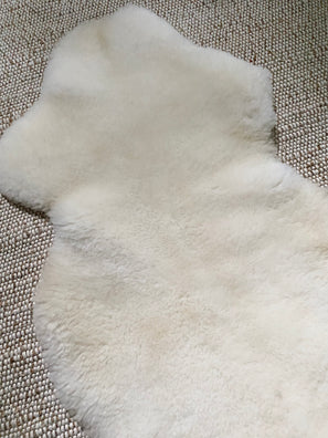 soft and clean sheepskin rug
