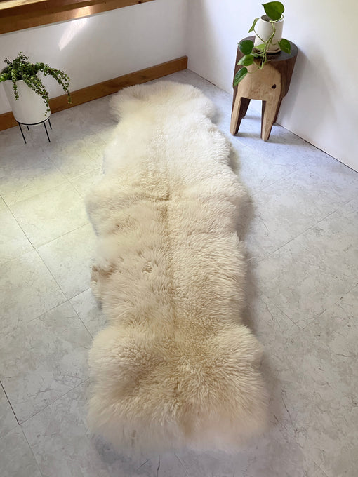 long sheepskin rug 