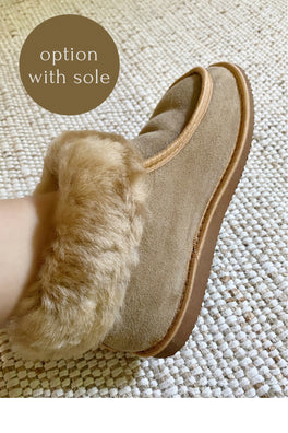 Sheepskin Slippers with Tan Fur