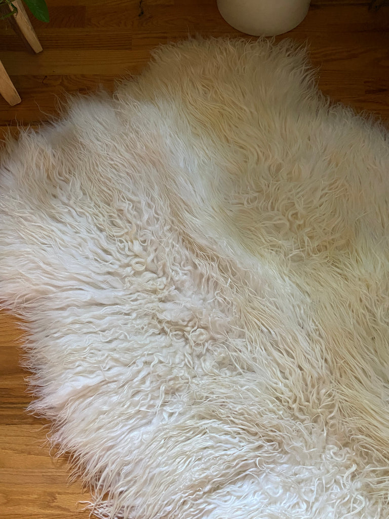 Quad sheepskin rug
